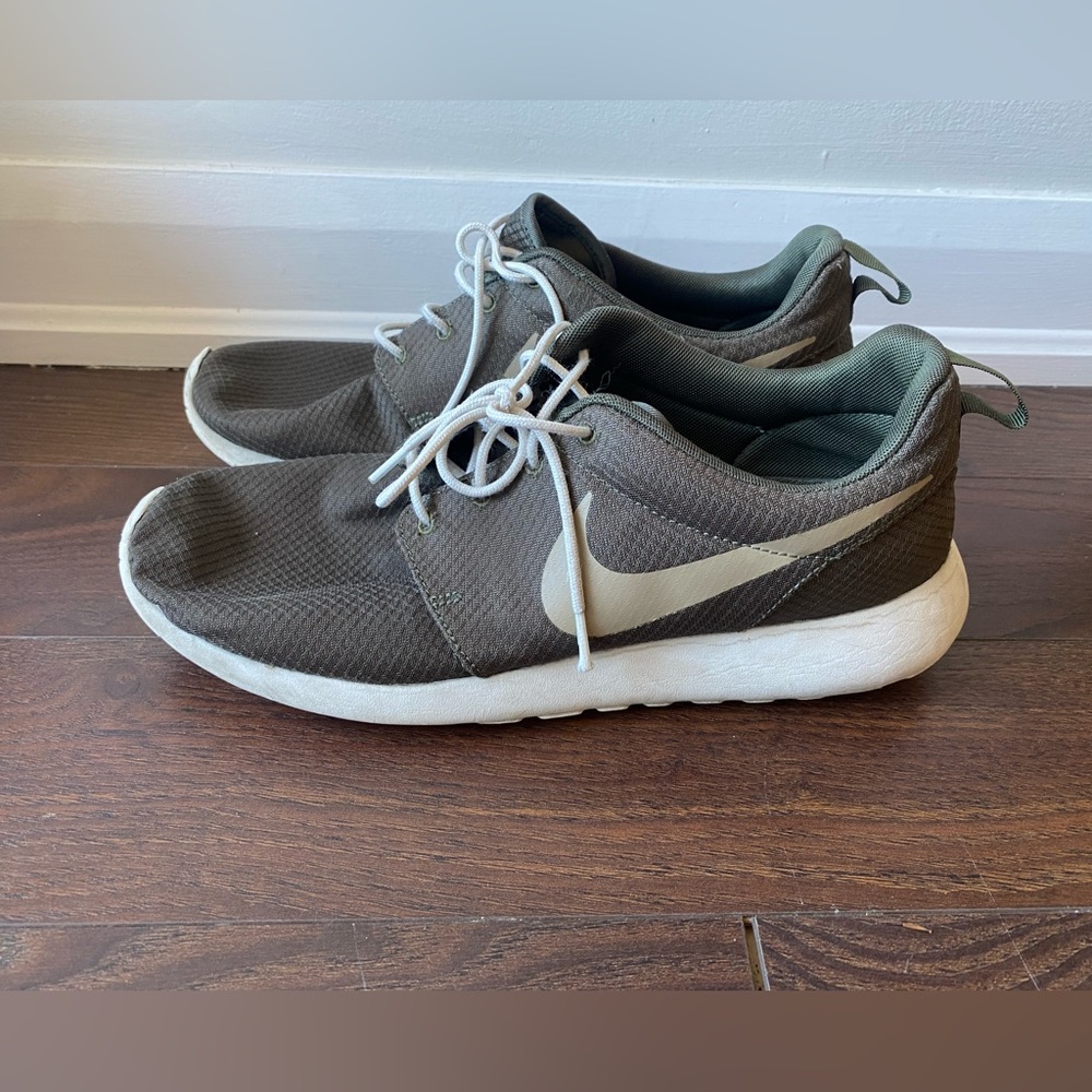 Nike Roche - 11.5